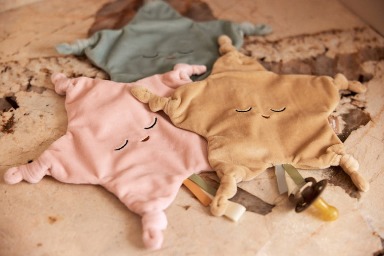 Our Favorite Pacifier Cloths